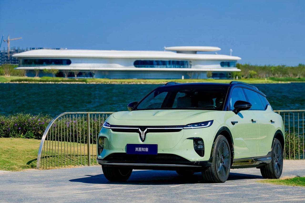 #岚图知音上市 #与知音共岚图 985纯电学霸，10月13日西子湖畔与您不见不散