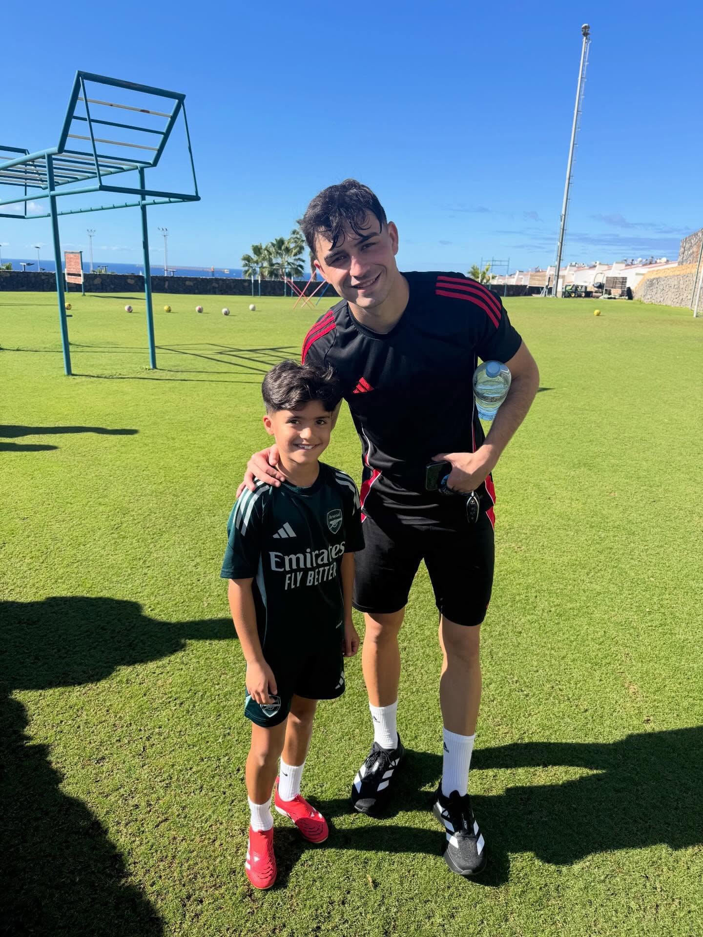 佩德里❤️❤️❤️❤️体育大赏巴萨至死不渝红蓝魂