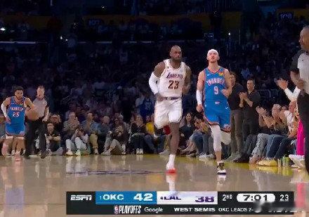 湖人vs雷霆 NBA 季后赛 正在直播！湖人vs雷霆第二节，八村垒彻底投疯了！接