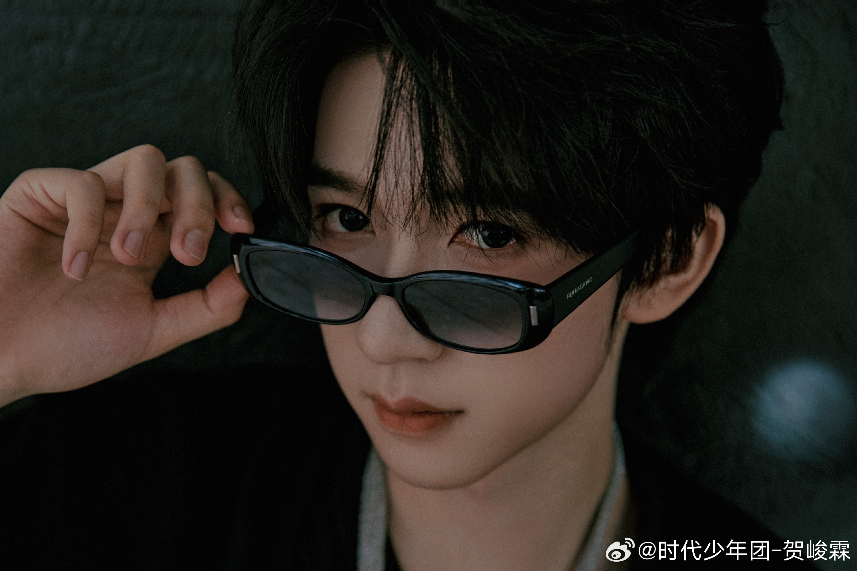 我靠…….. 