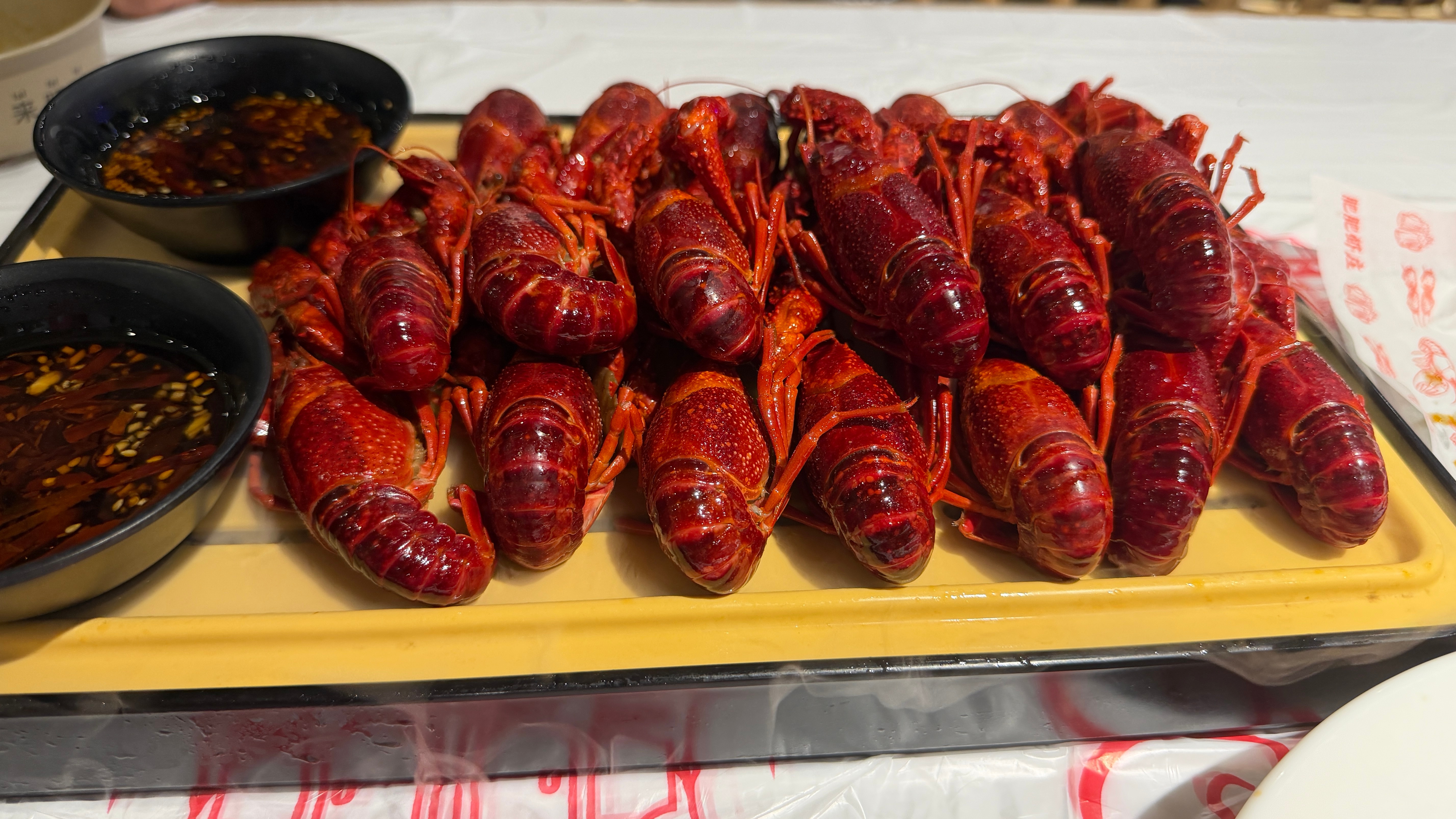 怎么能这么好吃！！惊为天虾🦞惊为天面🍜羡慕每一个武汉人！！ 