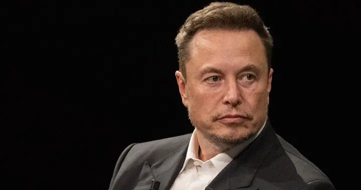 Grok 4泄露！6大关键特性曝出，马斯克团队搭帐篷通宵，要用它重写人类知识库