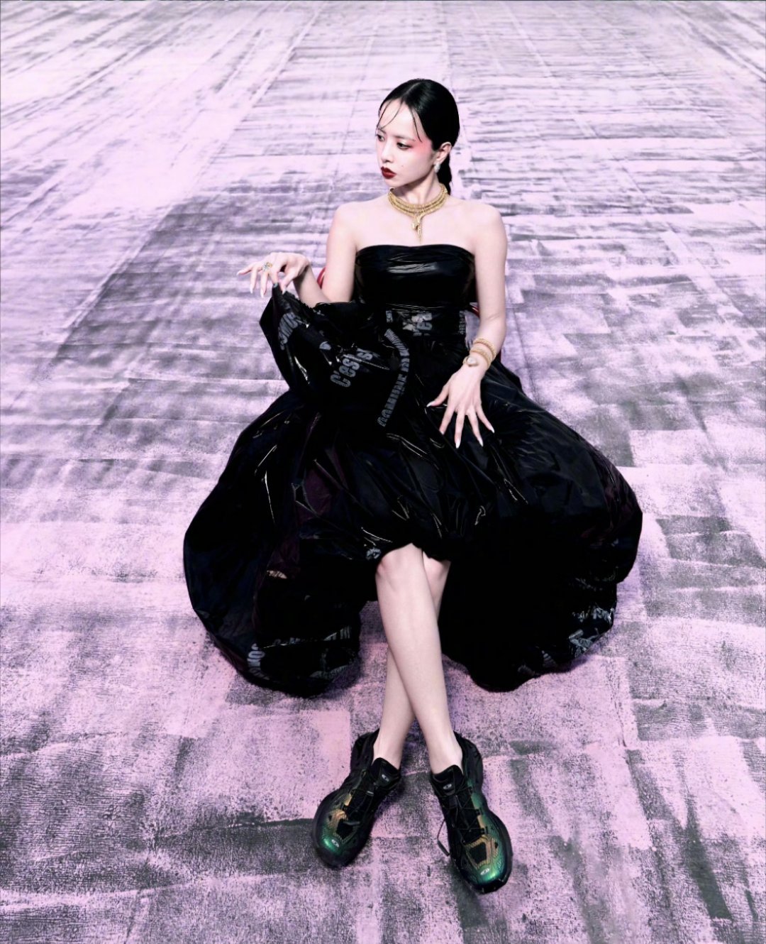 蔡依林这么多美照看了心情都变好很多！！！[么么哒] 美的人一跳又一跳的 ​​​