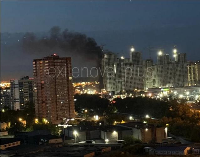 图文：美国《大西洋月刊》：乌计划出动1000架人工智能无人机夜袭莫斯科地区机场