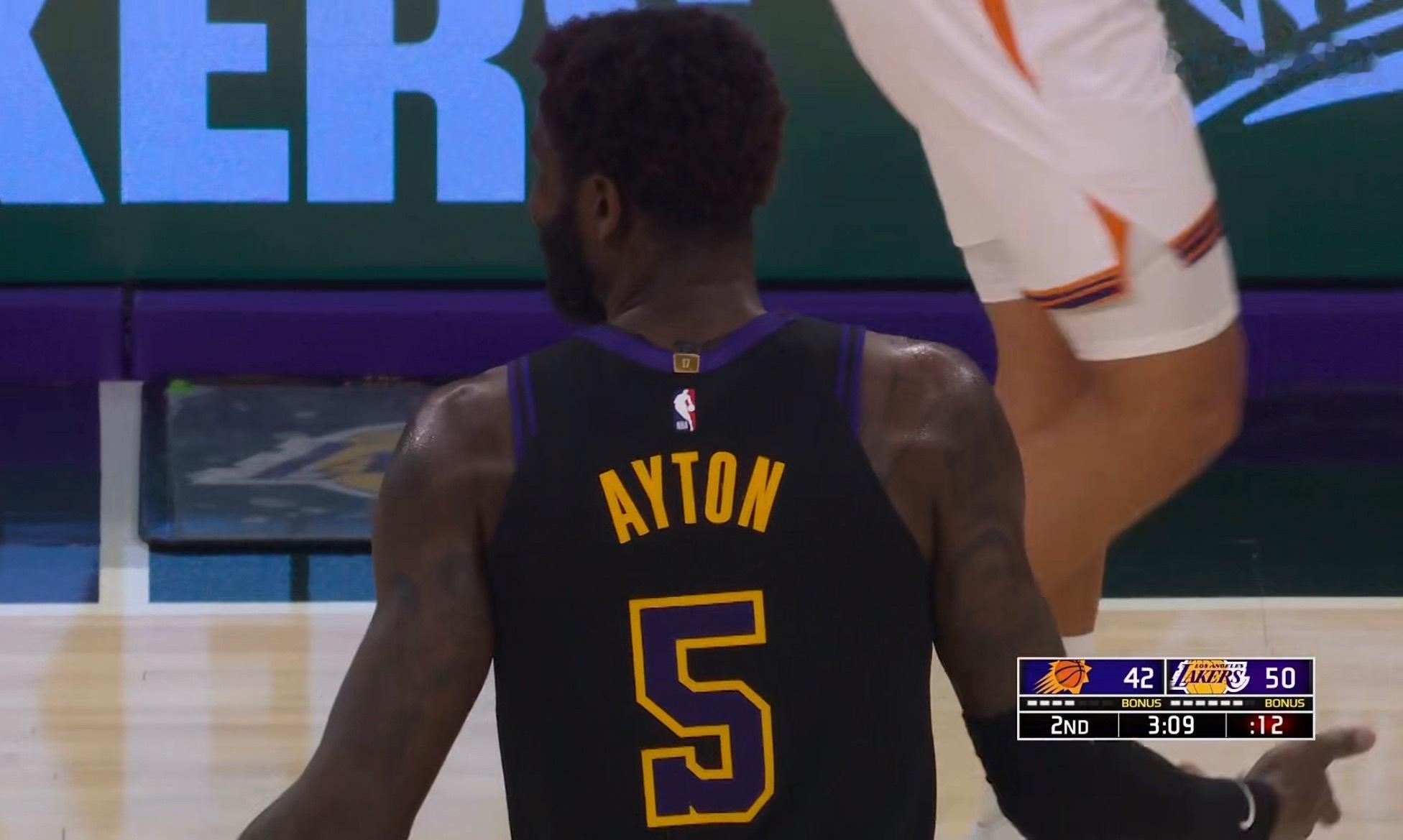 加油，把失去的篮板全搞回来！太阳vs湖人