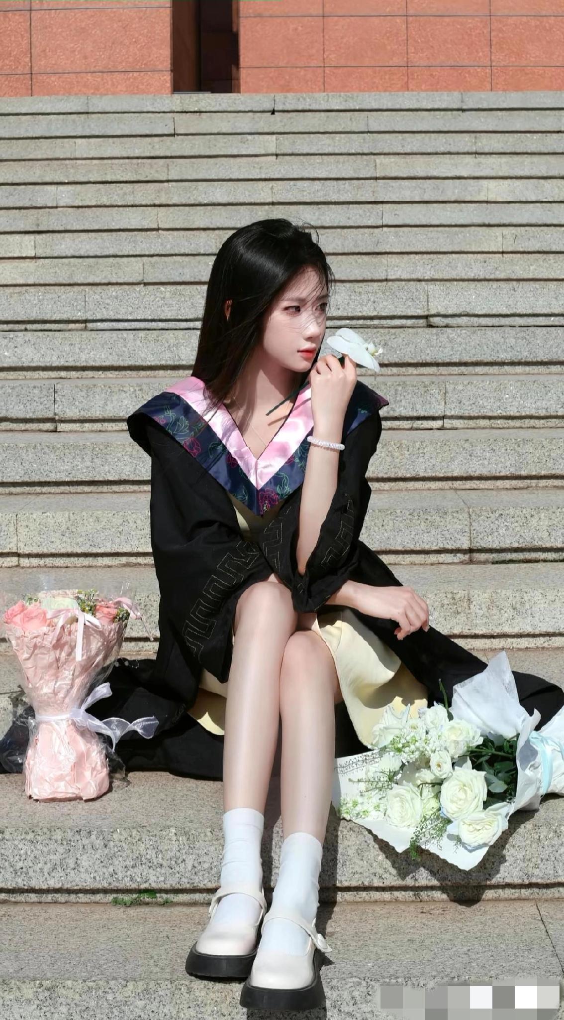 大学毕业啦