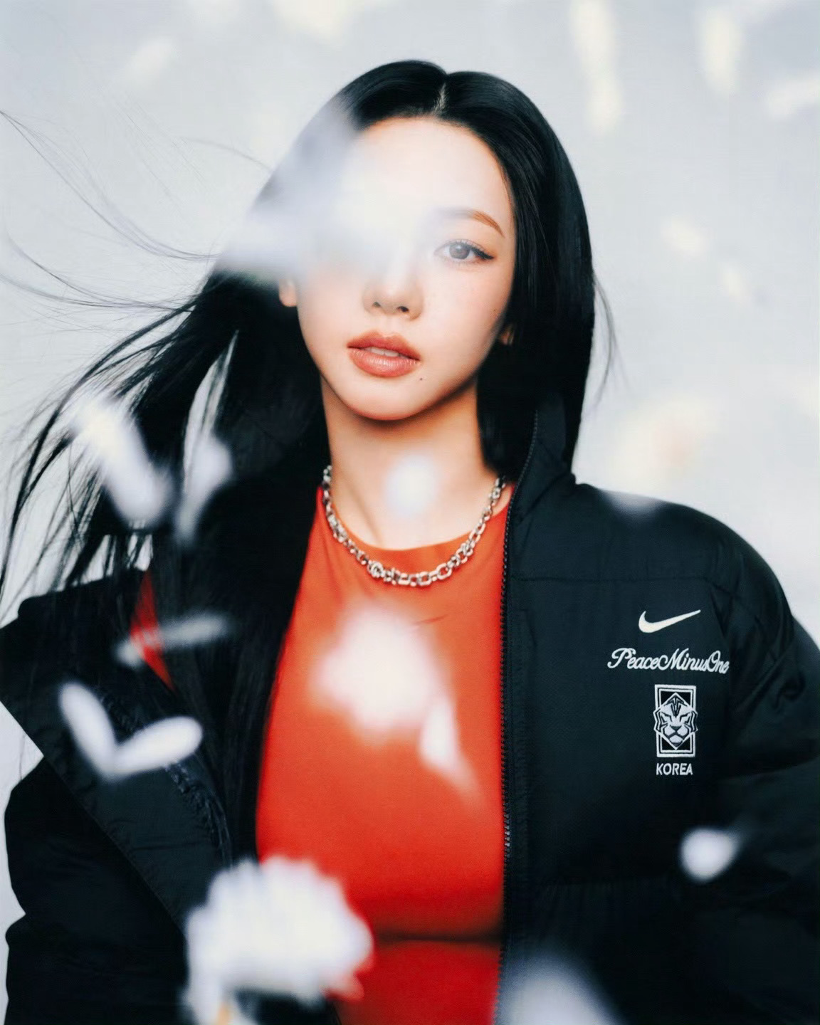 柳智敏  x  『NIKE x PEACEMINUSONE』联名系列❤️🔥🌹