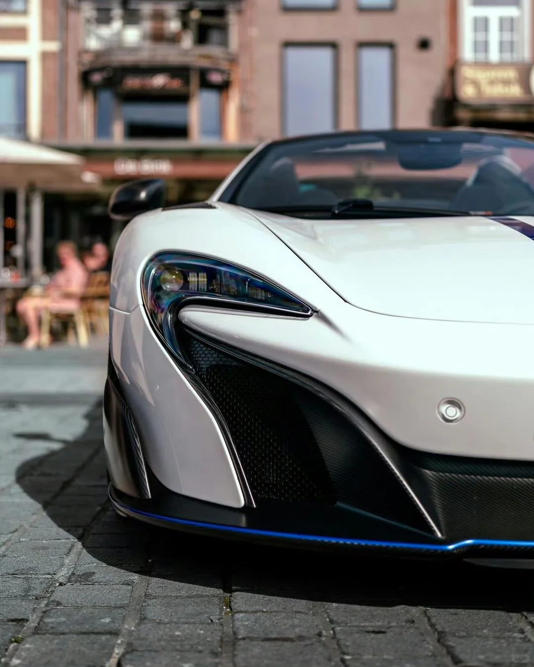 迈凯伦675 LT