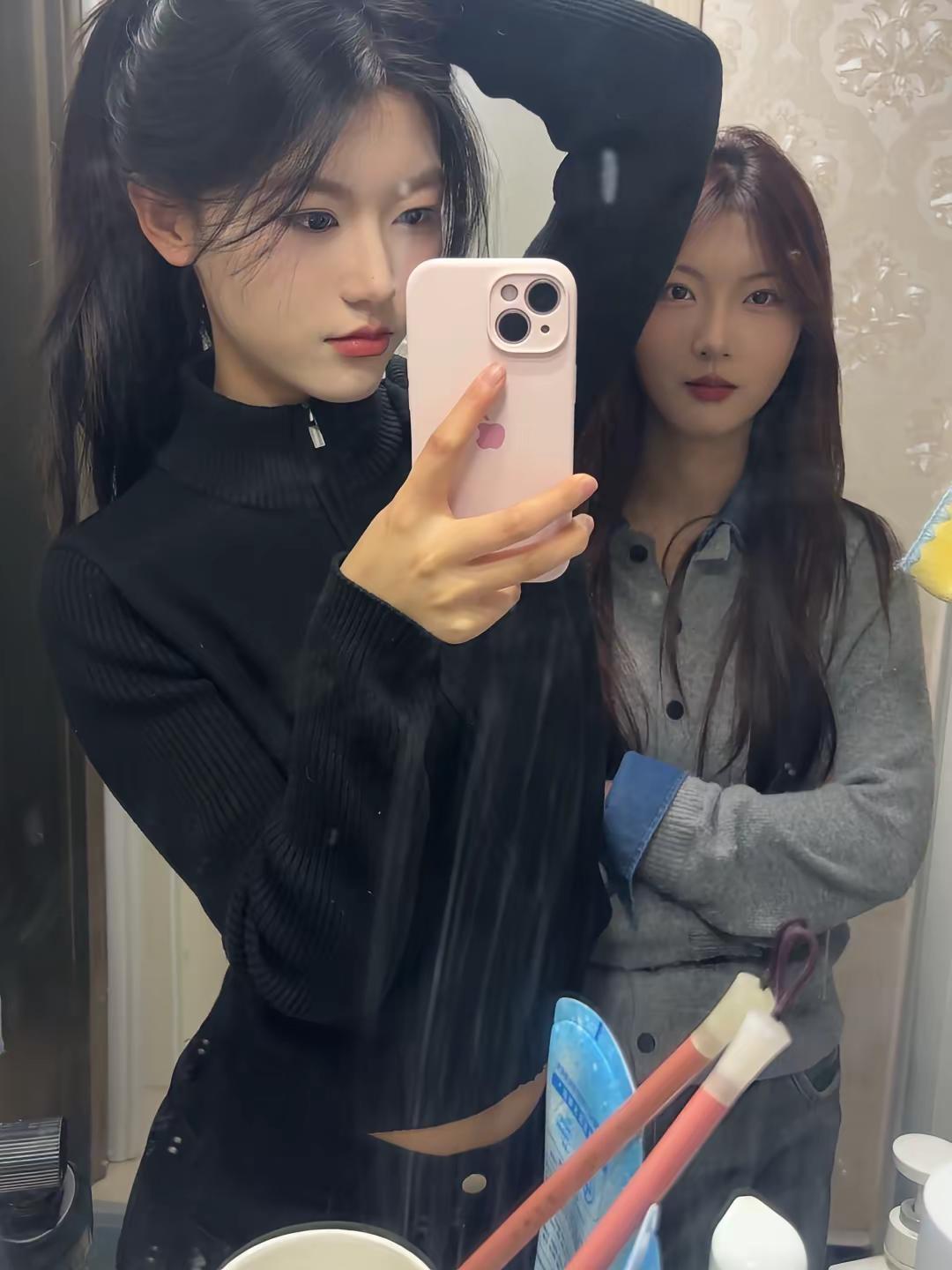 我们流着相同的血，长着相似的脸