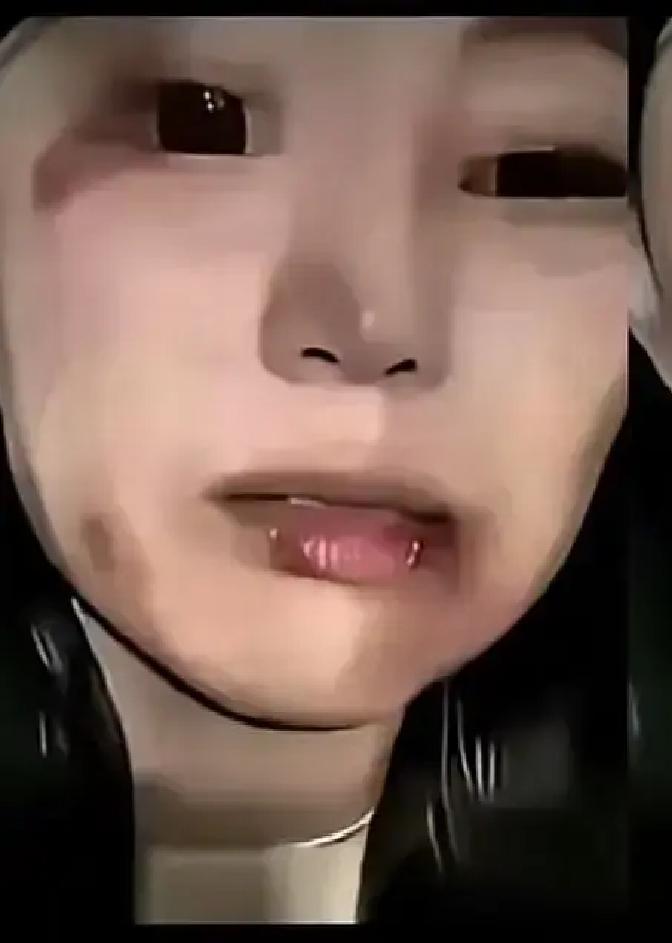 江西菜市场这事儿火了。一位大姐挑好鱼，眼瞅着摊主又是去鳞又是剁块，忙活半天收拾干