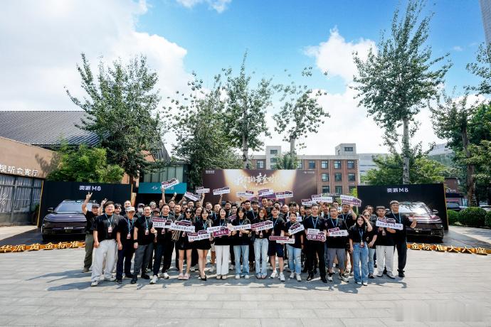 东风奕派M8开启预售东风奕派M8正式开启预售，预售价19.98万起，呼兰、贾耗、