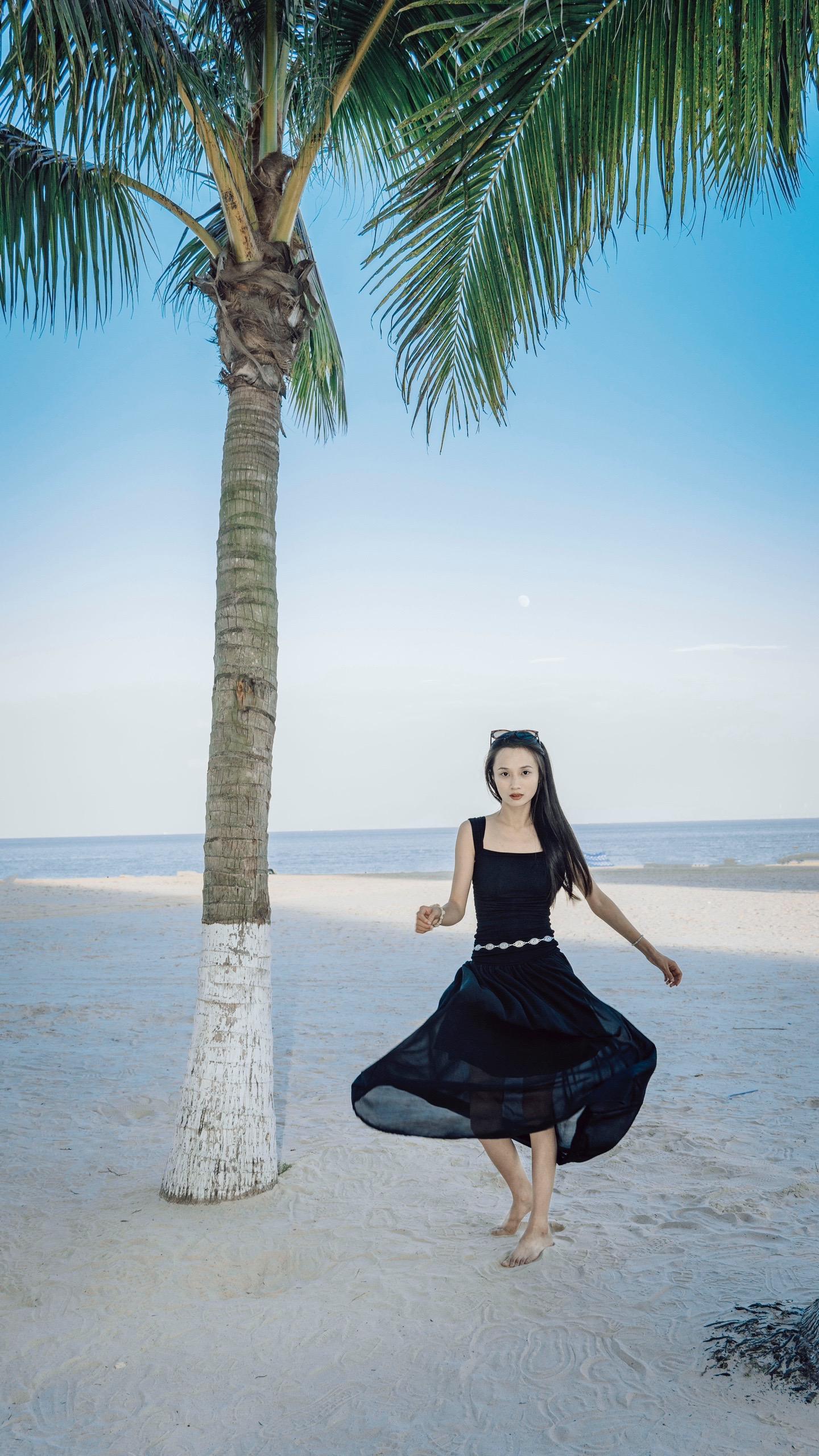我在珠海找到了梦中白沙滩🏖️。珠海白沙滩位于珠海市香洲区唐家湾情侣北...