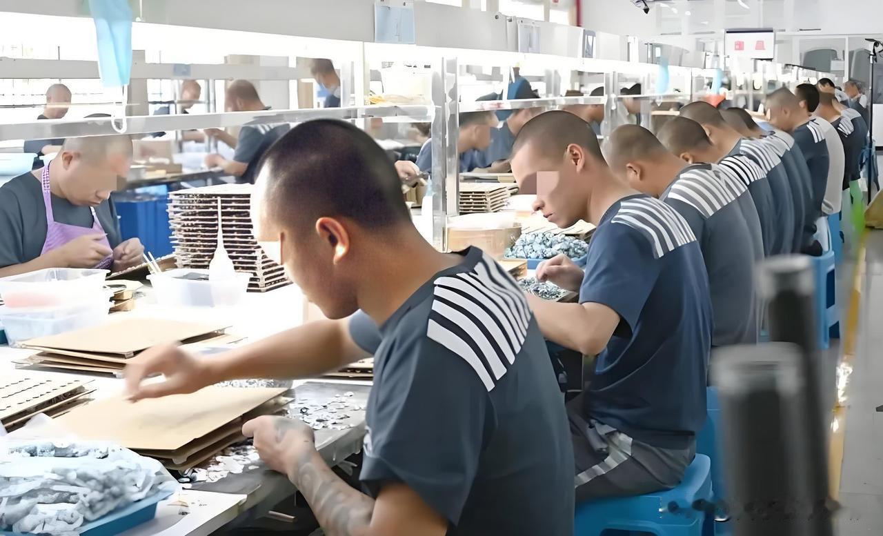 什么样的服刑人员在监狱是不干活的不少人好奇监狱里哪些服刑人员不用参加劳动，其实法