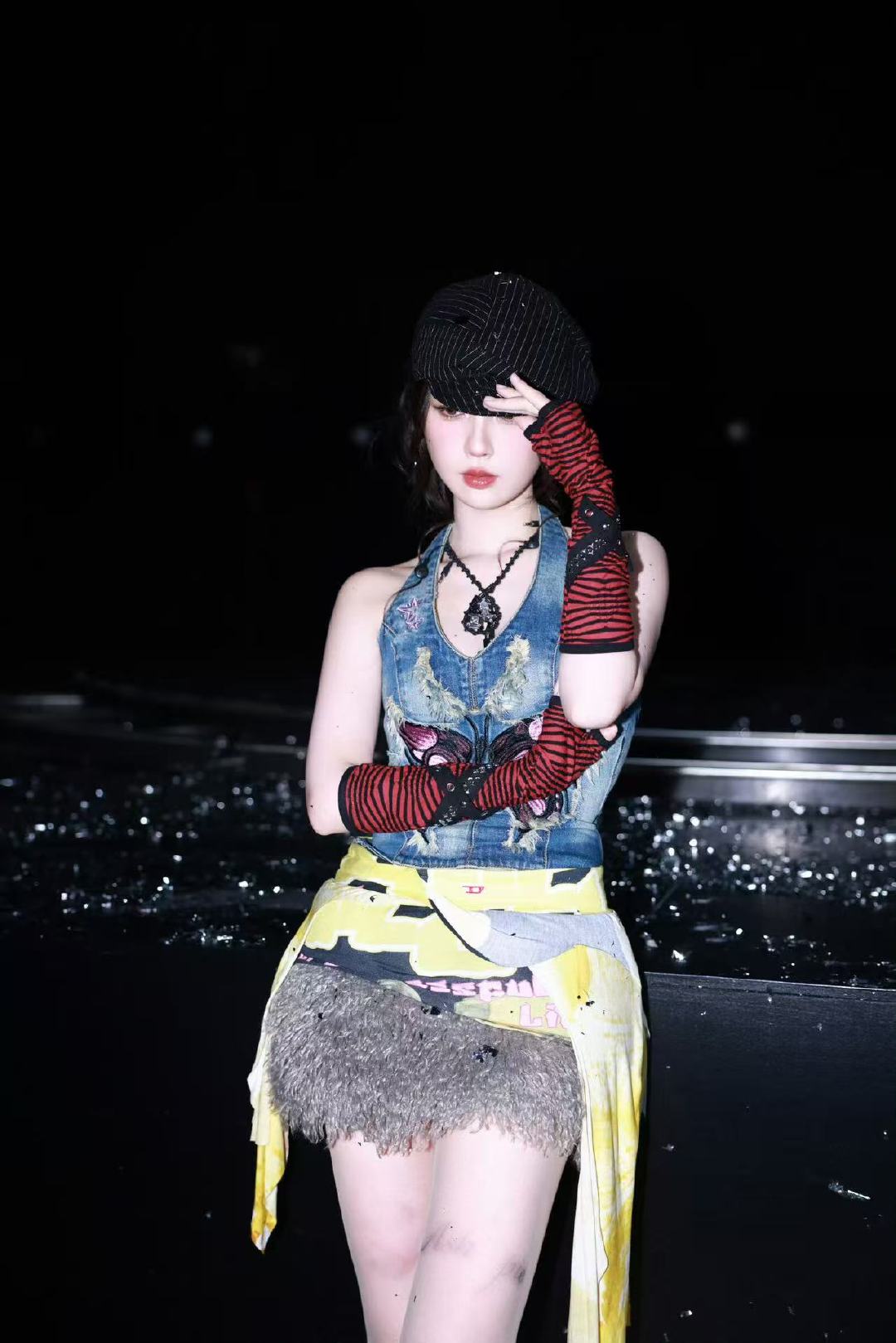 千禧风的虞书欣虞书欣千禧风大片虞书欣千禧风大片，好美啊 