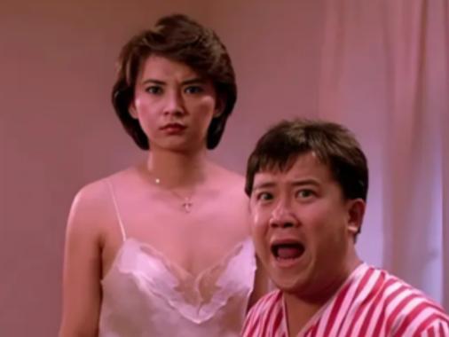 1989年，金马影后胡慧中，被吕小龙骗去拍摄《鬼狐》，拍摄时吕小龙私自加大尺度，