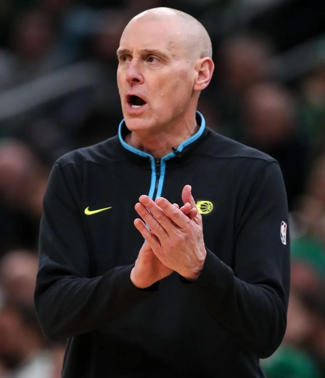 在今天刚刚结束的NBA东决决赛中，步行者128-133惜败凯尔特人，痛失大好的局