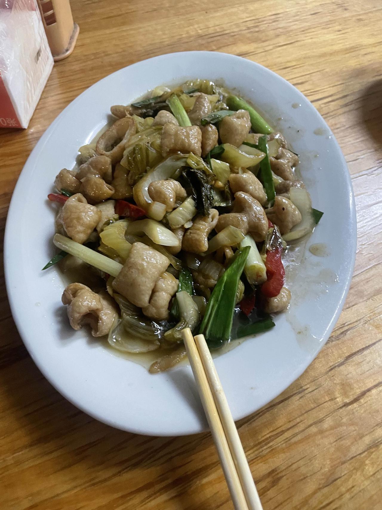 这个世界上有这样的一种人群，喜欢吃大肠！