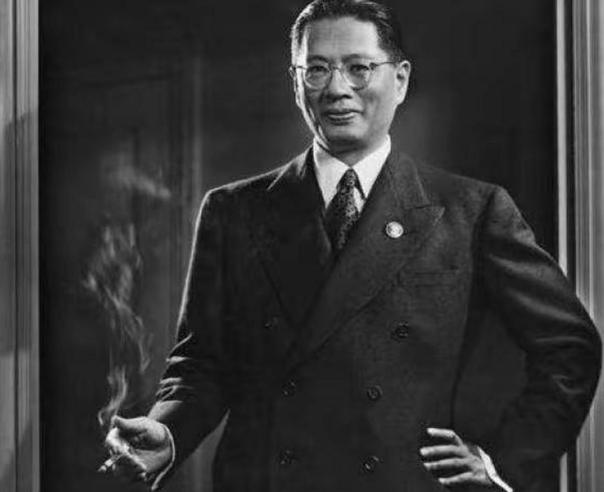 抗战胜利后，宋子文看到昔日恋人盛爱颐，深情地对她说：“好久不见，你还好吗？”谁知