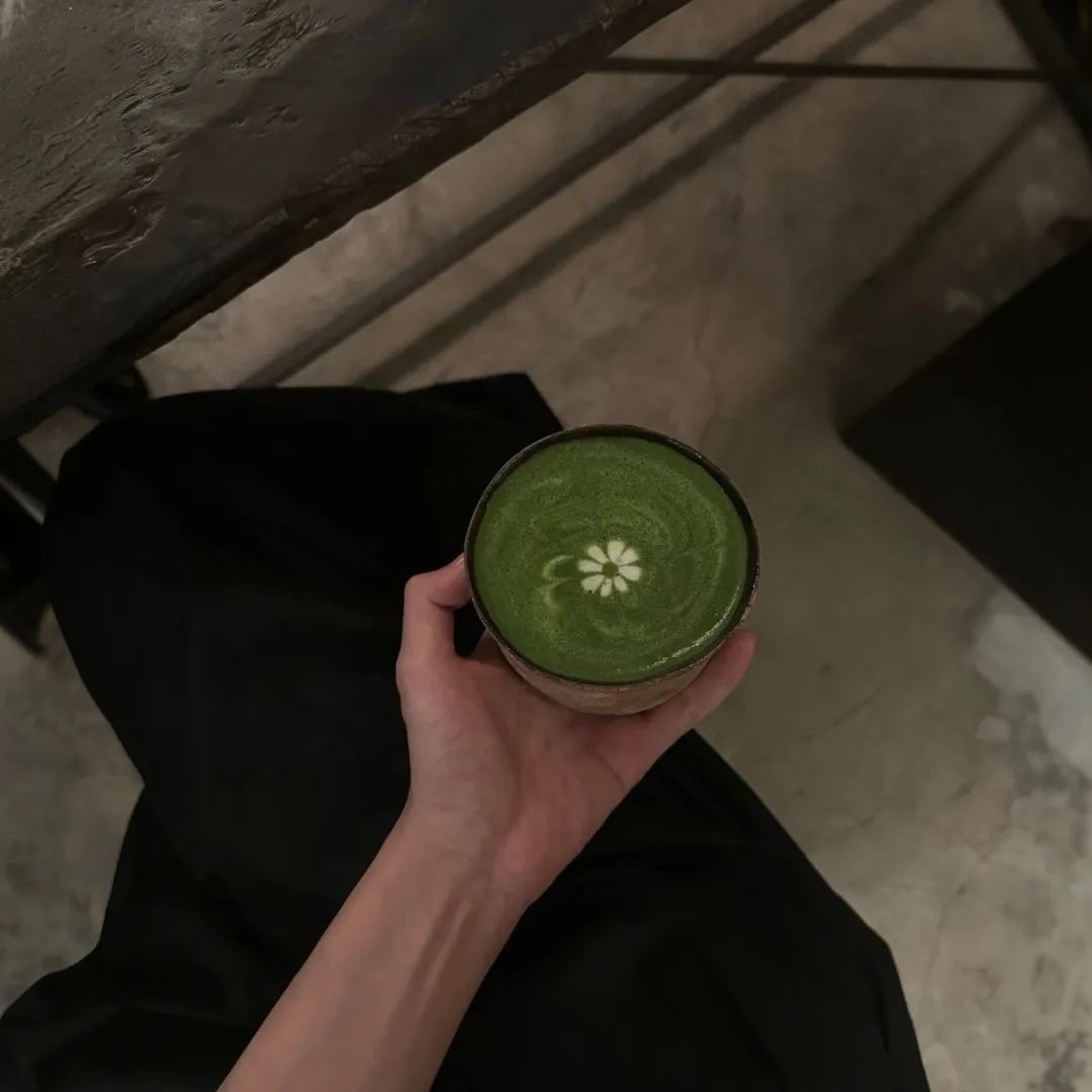 你问我为何沉默，有的人无话可说，有的话无人可说。 ​​​
