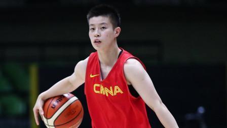 说实在话，李缘季后赛象换了一个人似的，进步很大。
以前感觉李缘除了运球就是运球，