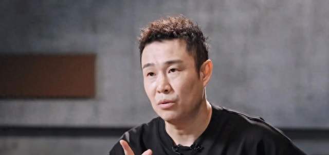 小沈阳四公剑走偏锋组了个187岁团被嘲笑，结果选歌时太占优势了