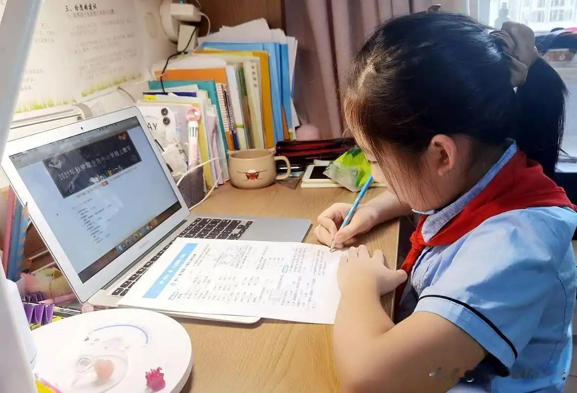 到了初中回头看小学五年级，我不说你也能想明白的六个真相，你仔细品一品看看是不是这