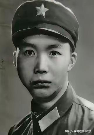 1979年，一个叫高华忠的士兵，接到了掩护全营撤退的死命令。战斗结束，任务完成，