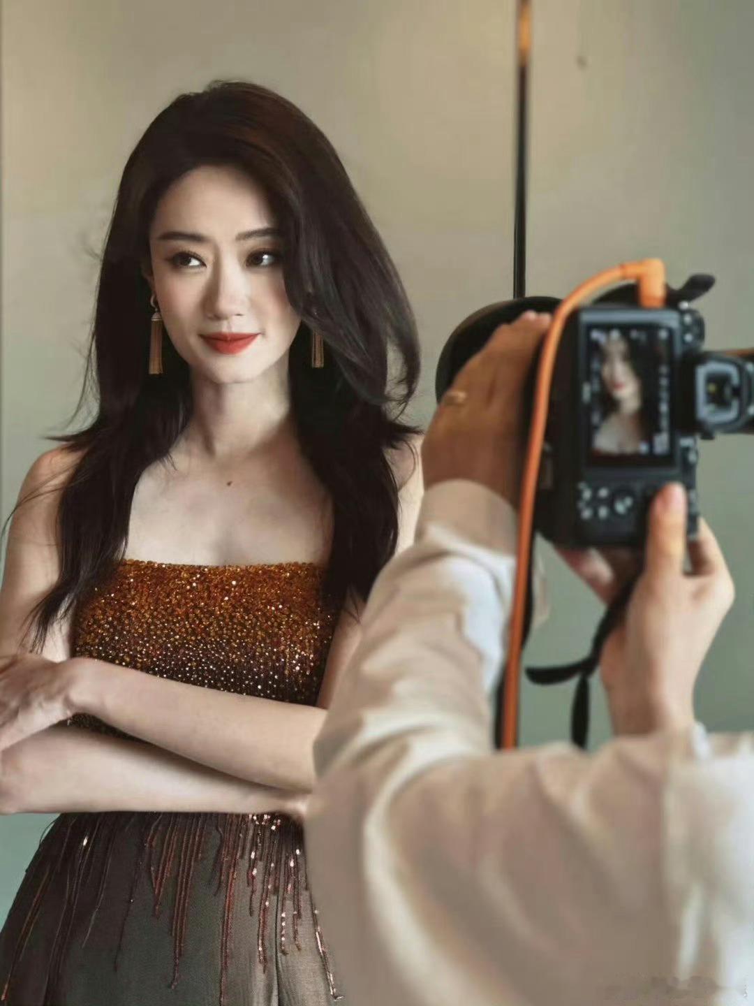 张小斐团队是不是内娱少有的审美好 ​​​