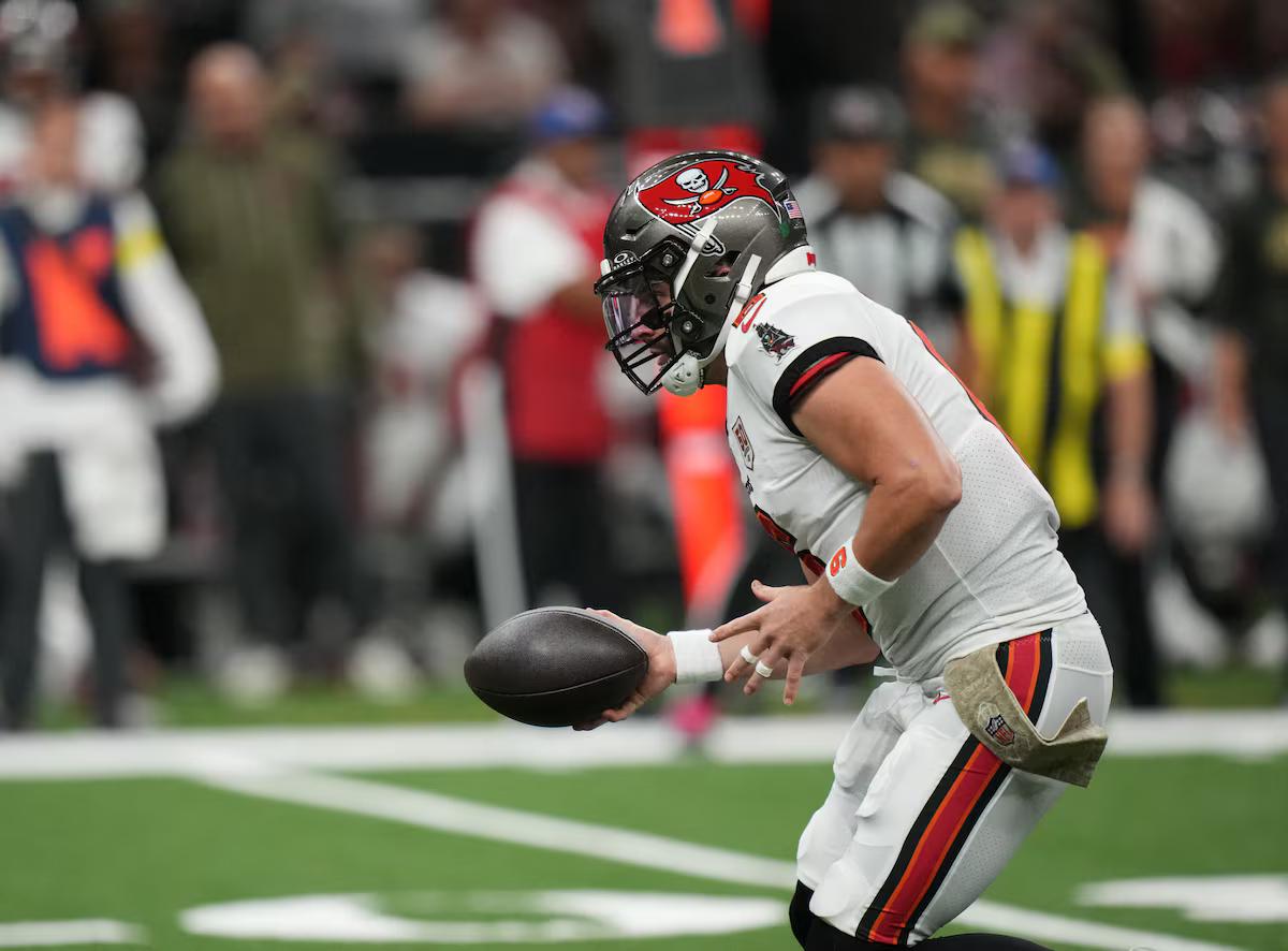 [To learn English]
A beat-up Baker Mayfi