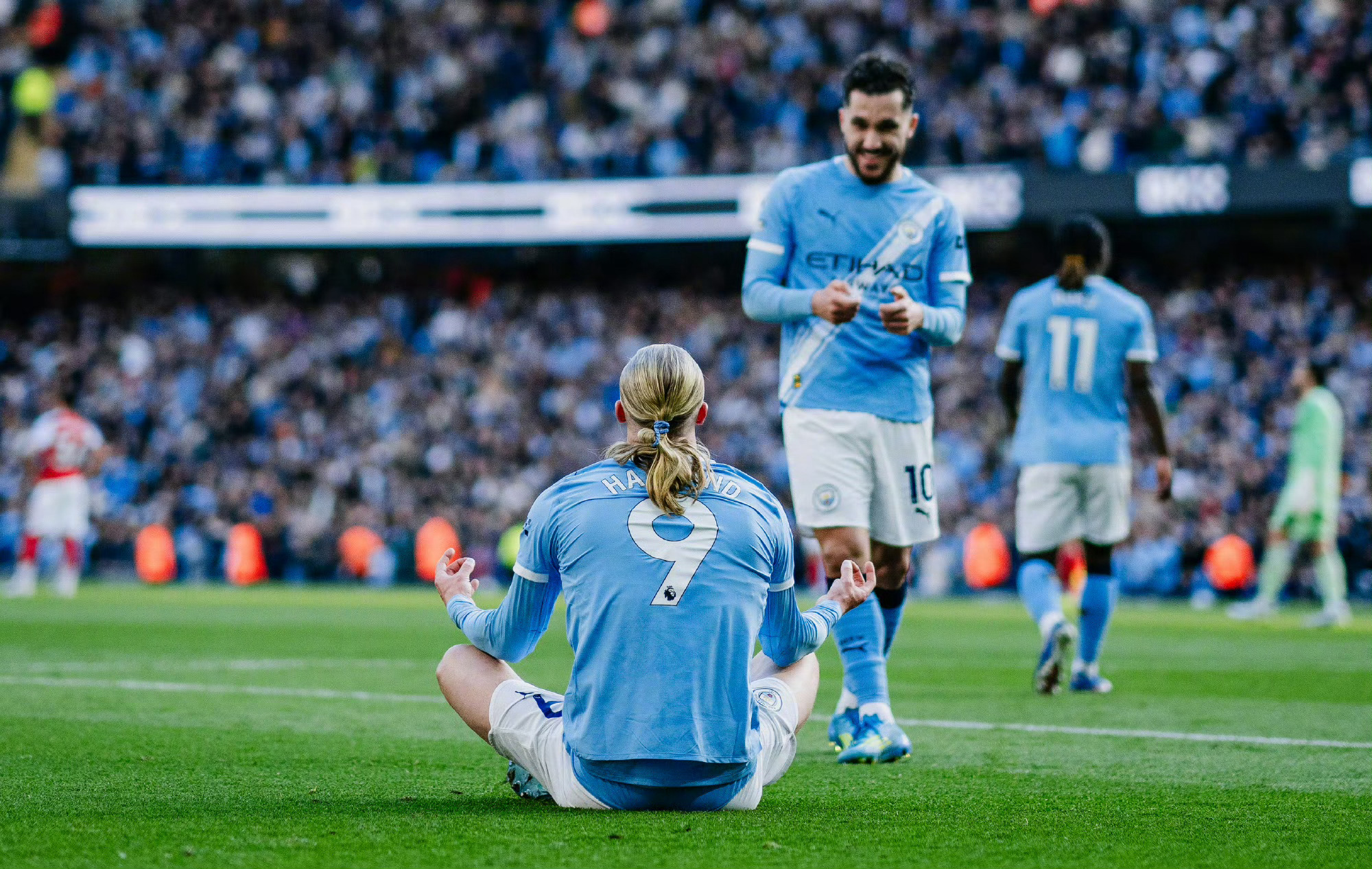 所以，阿森纳又又又要老二了？当然，目前一切尚未落定，只是主动权转移了英超联赛