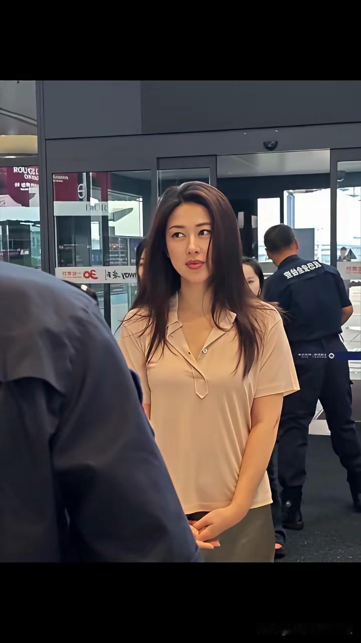 这桃花眼，谁受得了啊！