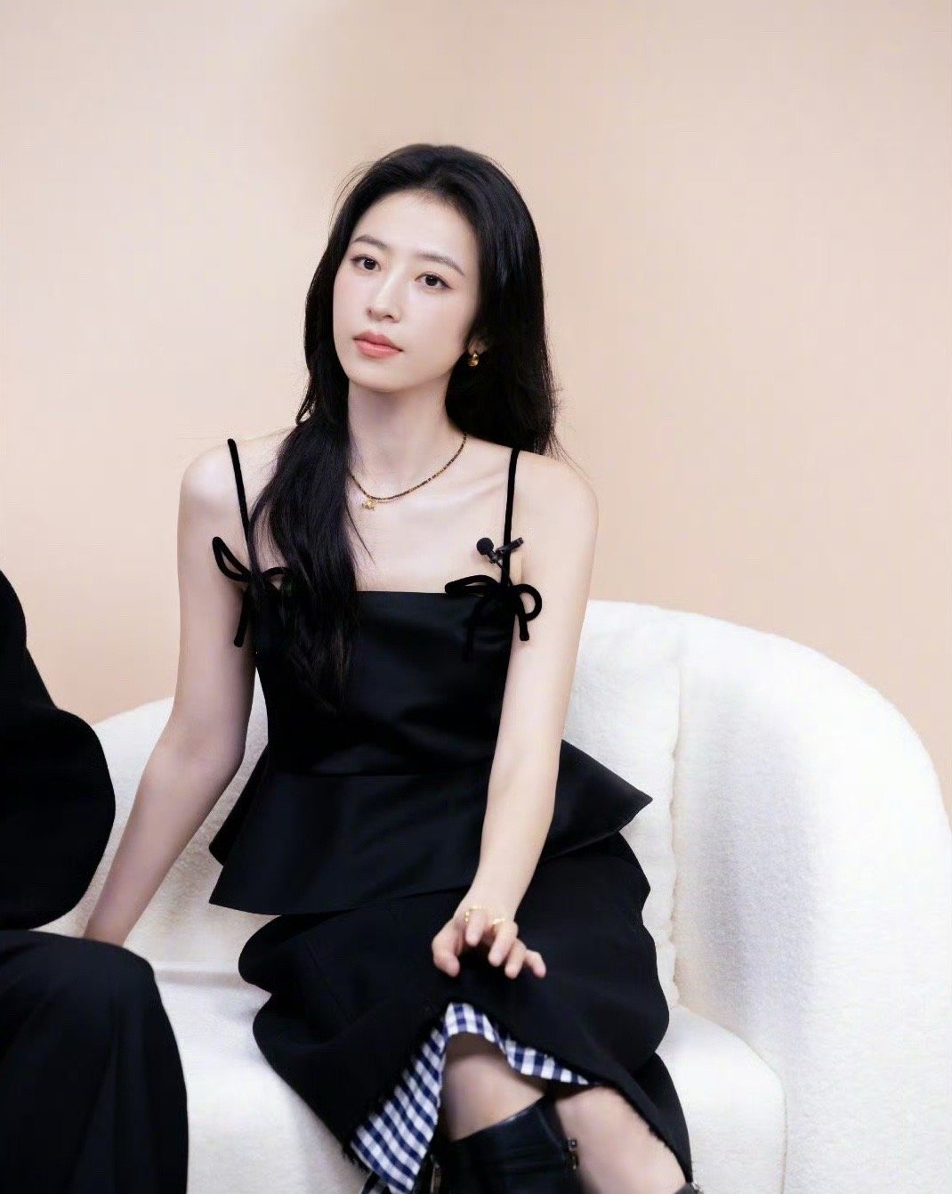 来看大美女韩苏[开学季]#周雨彤半熟男女原来是本色出演# ​​​