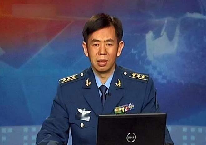 戴旭发言不寒而栗！

家门口搞得热火朝天，以为是“亮剑”，实际上是在给对手“开卷