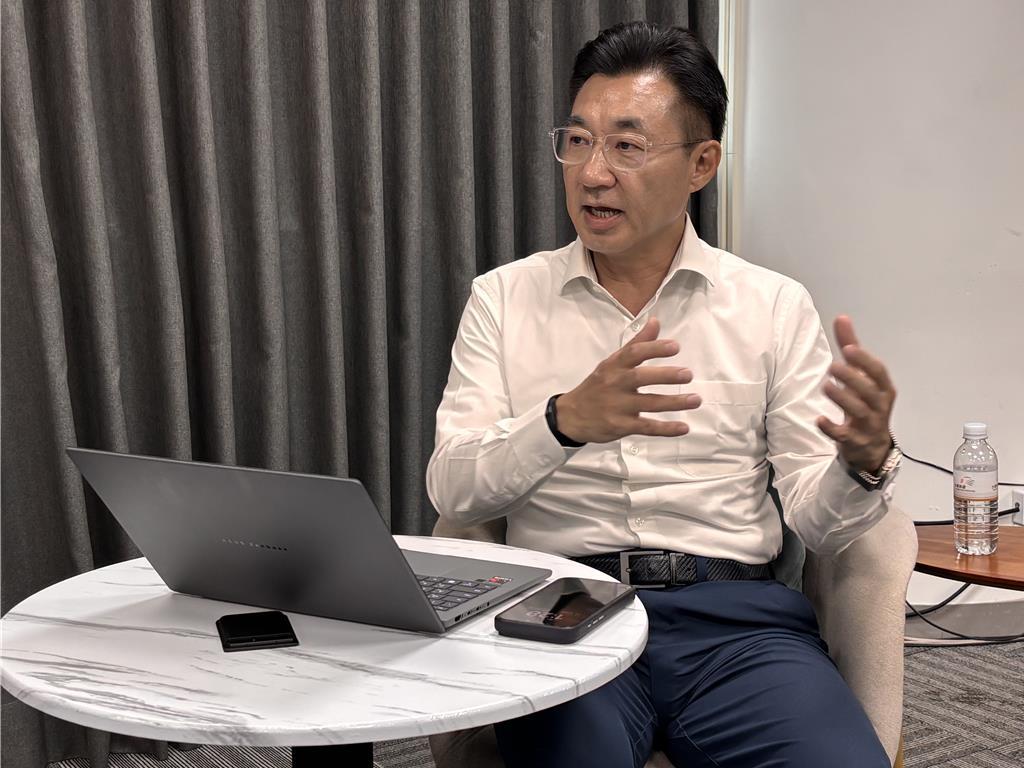台中拼AI与无人机产业升级 议员肯定江启臣串联国际资源与产官学布局
台中精密机械