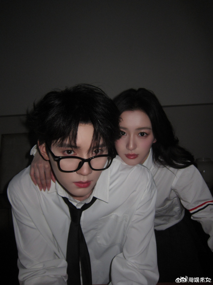 慕慕昭昭元宵节亲了元宵节圆满打卡！等了好久的椅子吻终于来啦😘前两次被打断、第三