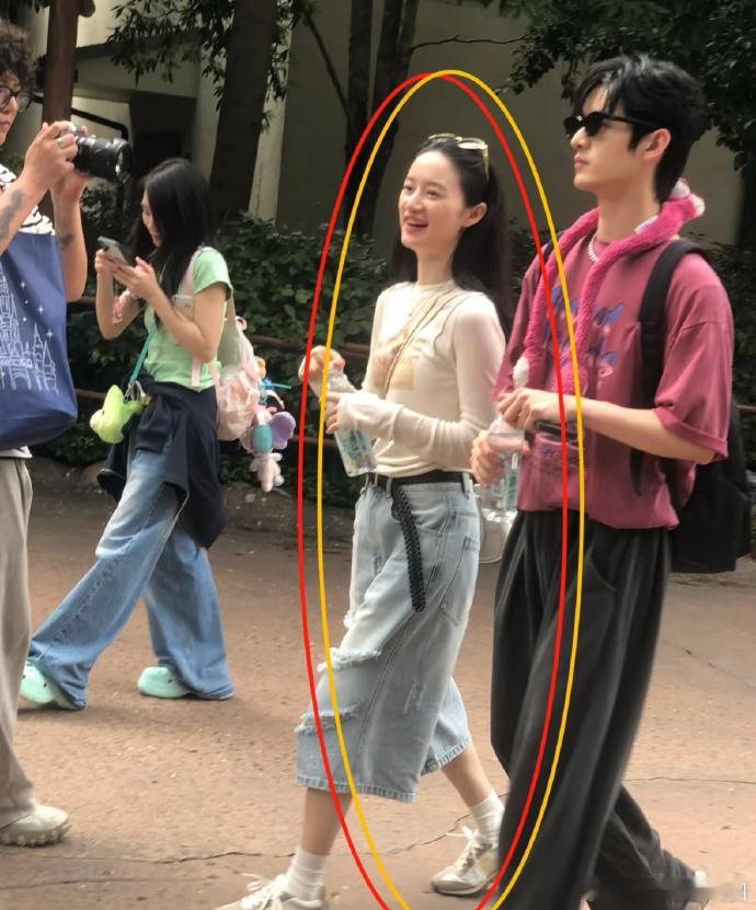 郭晓婷，美得别具一格！非大众审美，却气质超凡。娱乐圈门槛高，她凭独特魅力闪耀其中