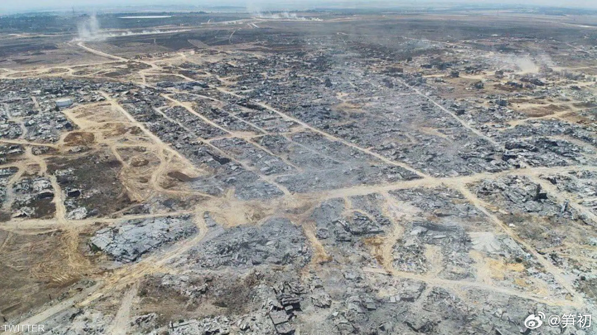 这是巴勒斯坦加沙北部城镇拜特哈嫩，曾经以丰富的橄榄树和橘子树闻名而被称为“绿色城