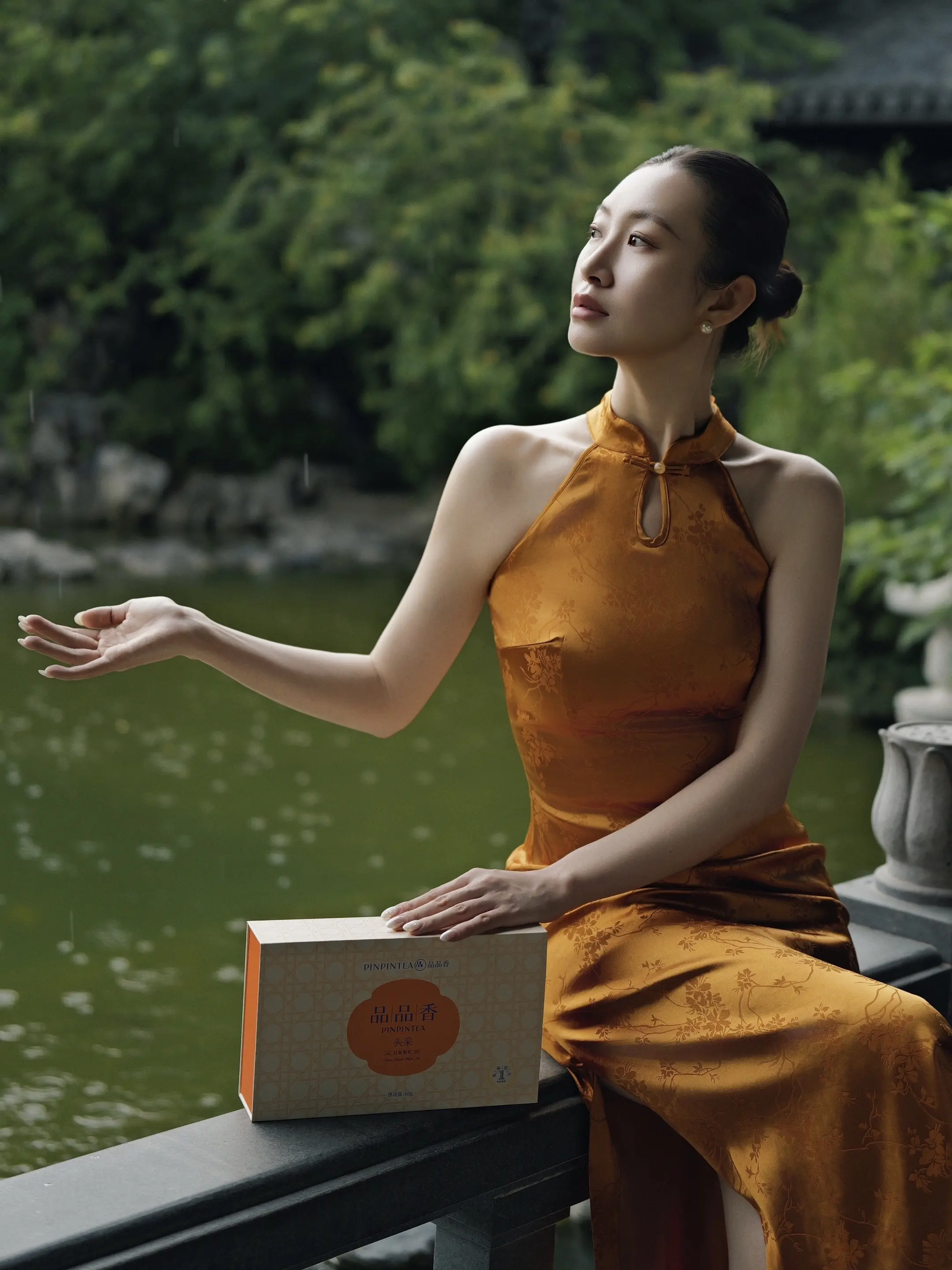 柔是东方骨 姿是心无拘