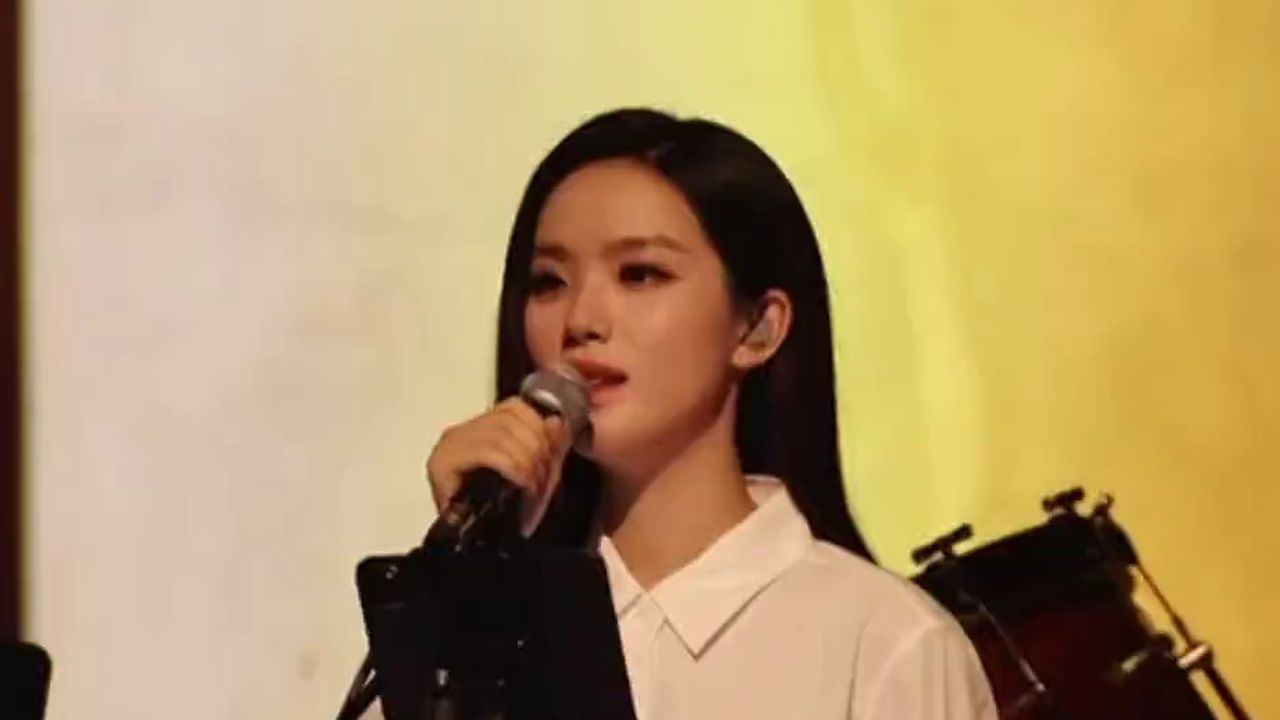 周煜琦山歌万里又收获一首刀歌《沙丘》全新编曲好好听