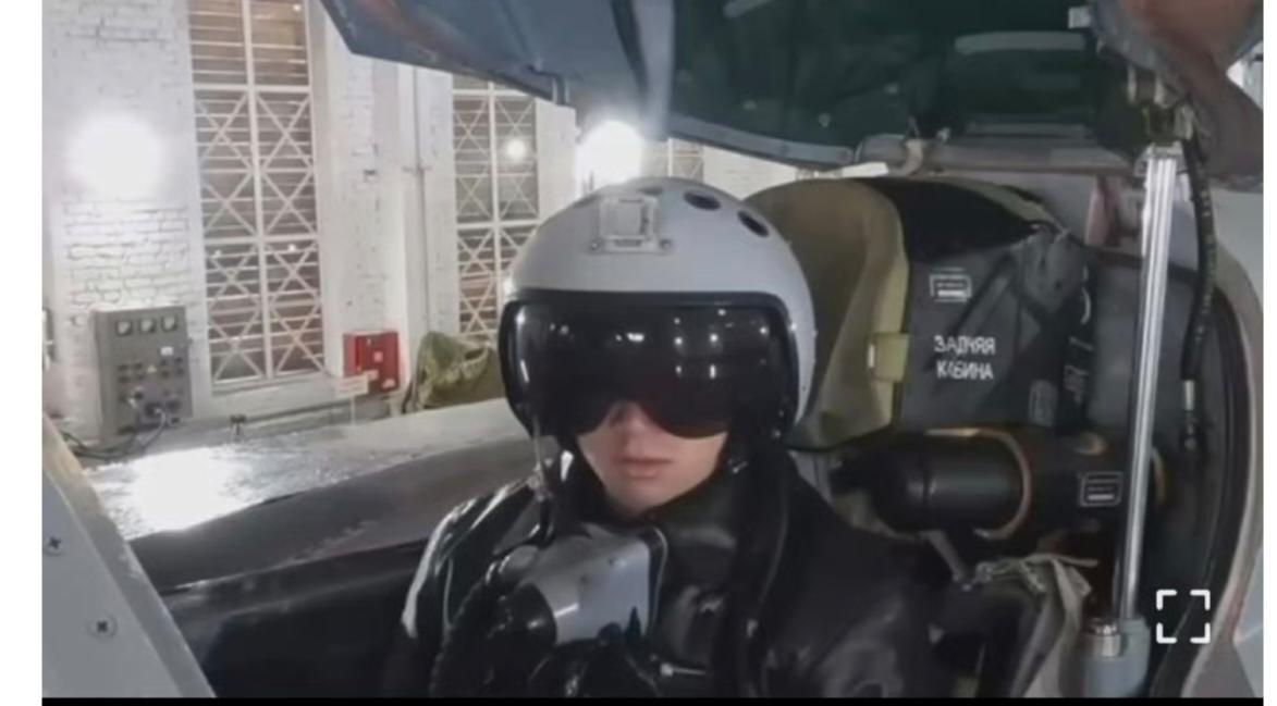 乌克兰企图拉北约参战什么狠活都干的出来。策反俄飞行员驾机起义，使用“匕首”轰炸北