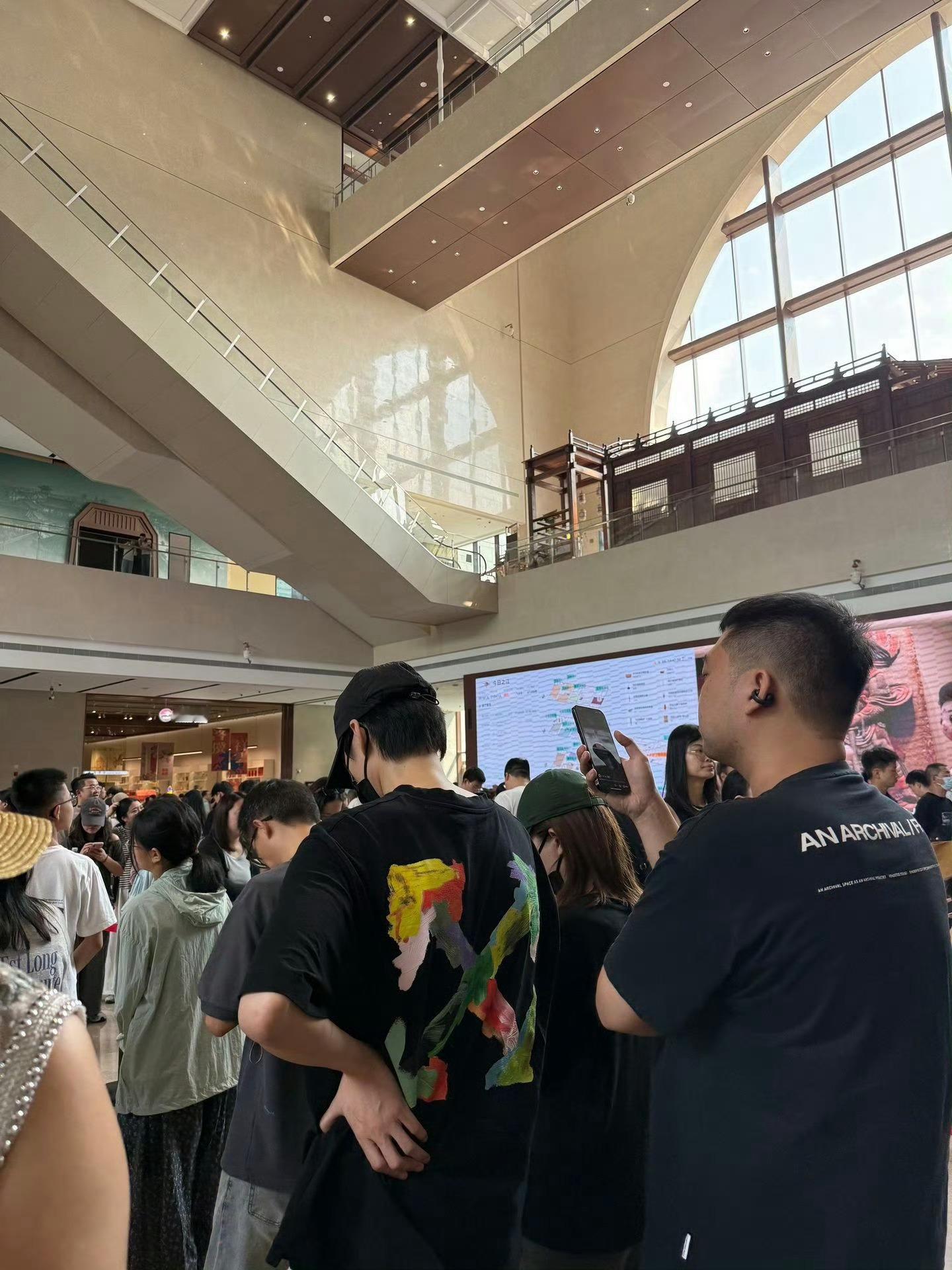 原来去博物馆了 