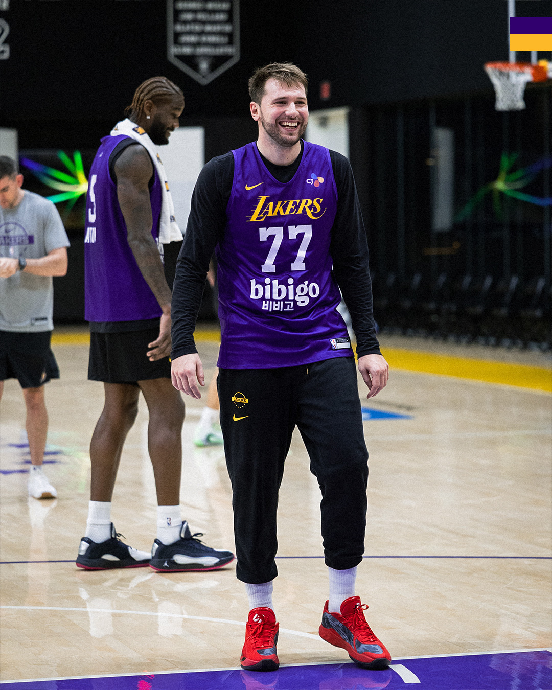 今日训练照，詹姆斯也在！