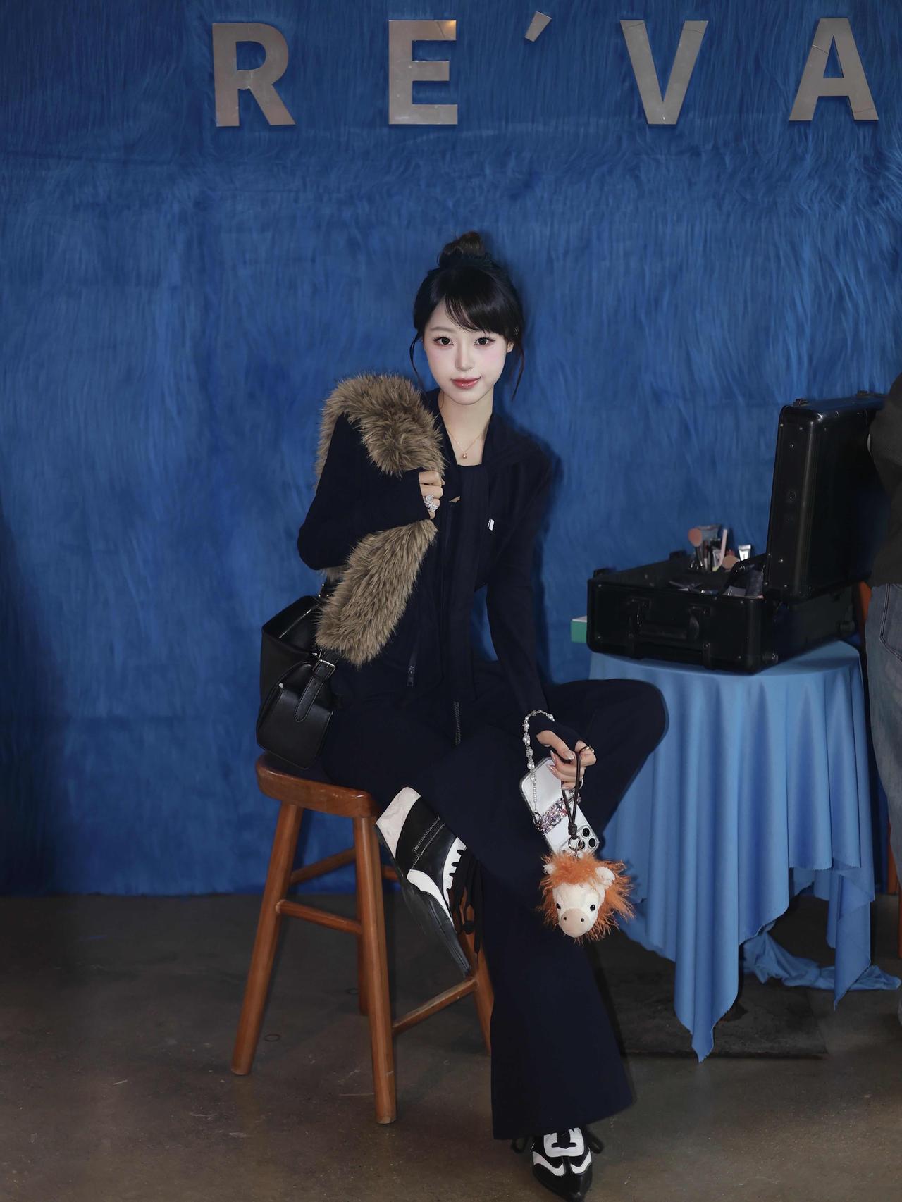 带定位聊本地新鲜事