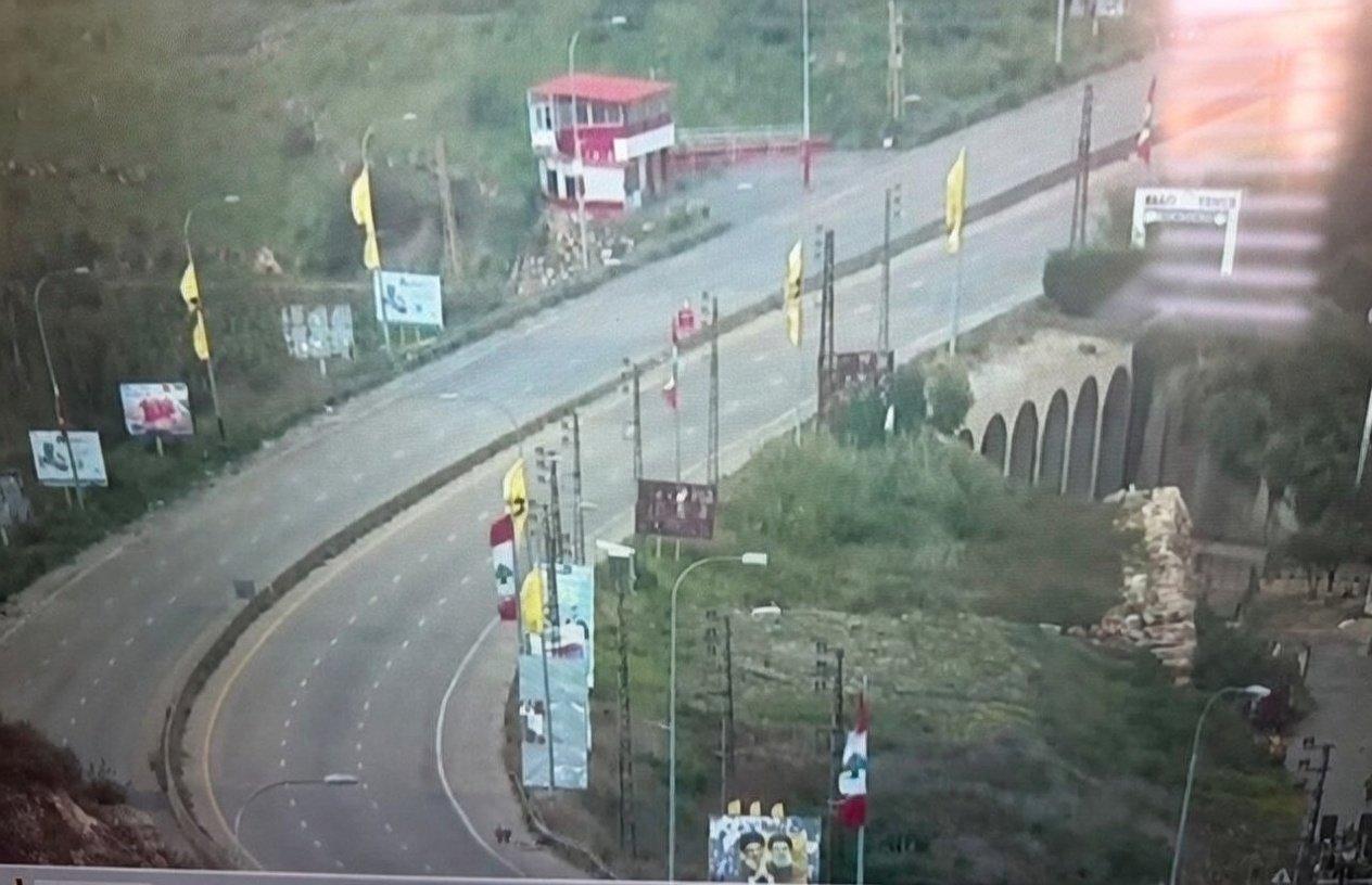 黎巴嫩南部阿尔-卡斯米亚桥（Al-Qasmiya Bridge）遭袭前后的对比图