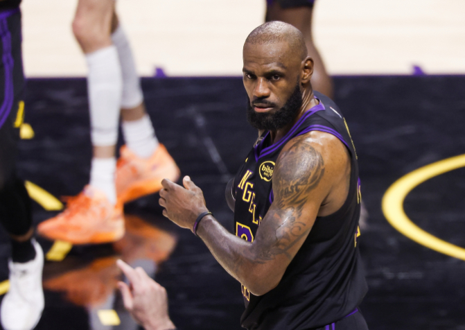 今日，知名记者Dave McMenamin在《NBA Today》的节目上表示相
