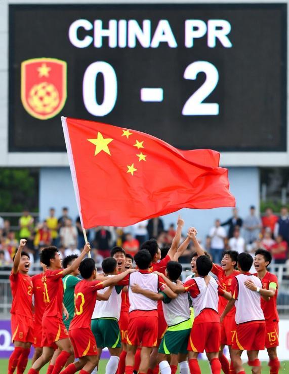 中國U17男足闖進亞洲杯四強！半決賽對陣澳洲，歷史性時刻來了！中國U17這波太燃