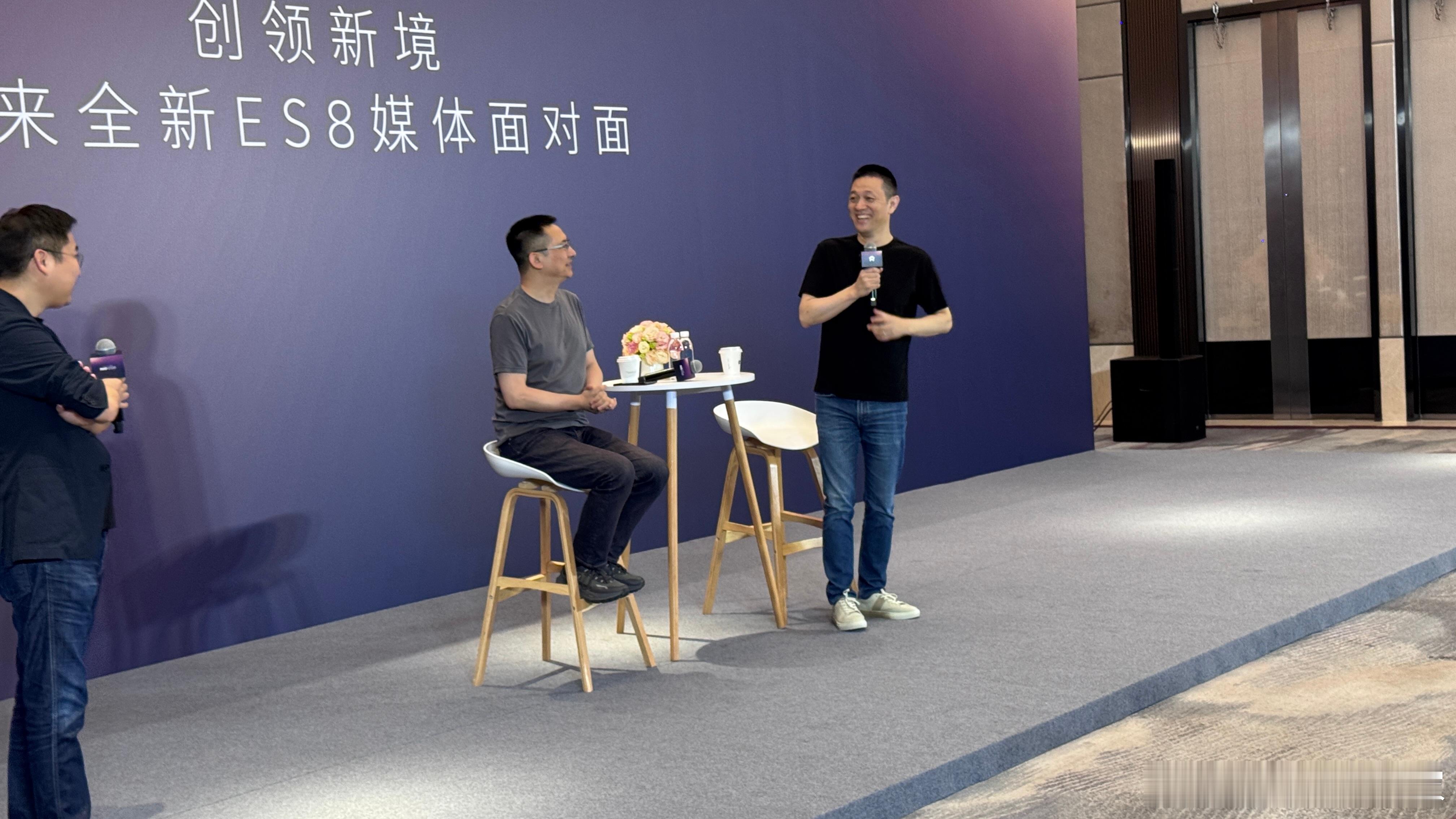 又到了大家喜闻乐见的蔚来媒体面对面时间了熟悉蔚来风格的朋友都知道，发布会只是个药