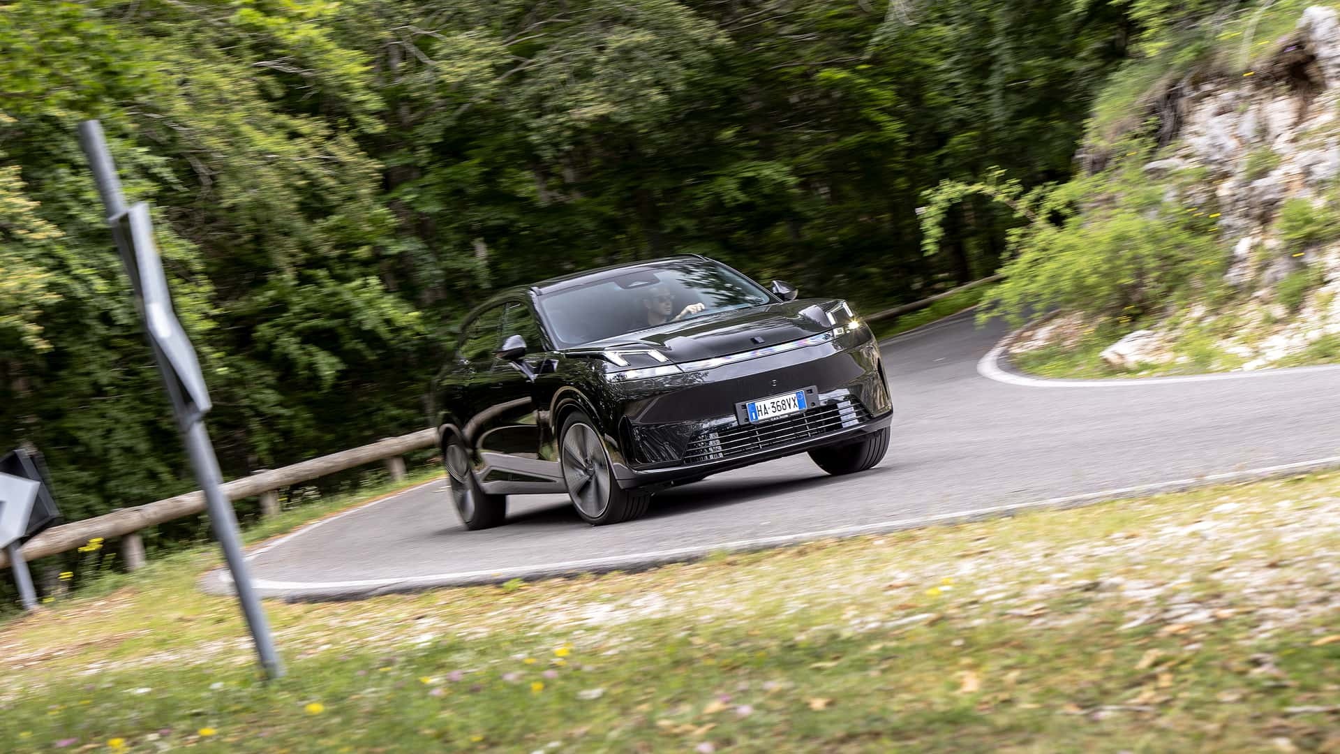 Lynk & Co 08 (2026) 