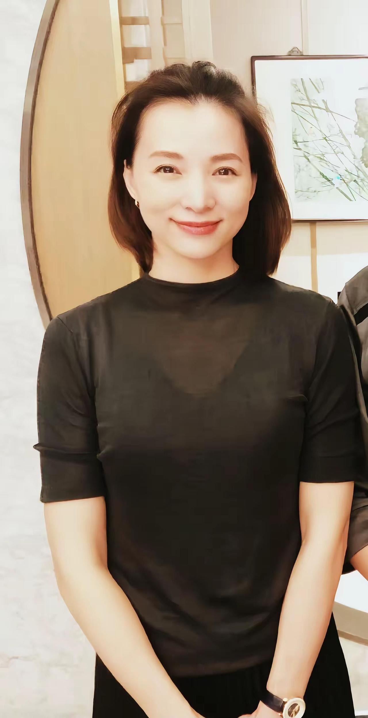 董卿