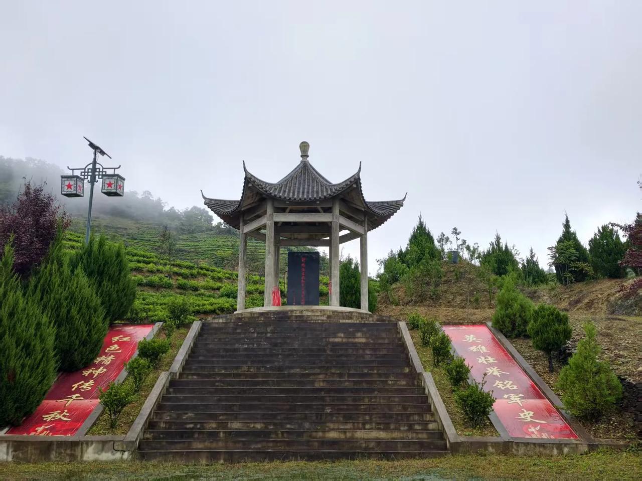 现代人脾虚，表面看是吃出来、坐出来的，深层常是“神驰气乱”耗出来的。具体表现在以